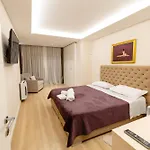 Luxury Center Observatori Tirana