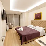 Luxury Center Observatori Apartman Tirana