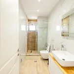 Luxury Center Observatori Tirana