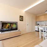Luxury Center Observatori * Tirana