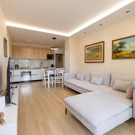 Luxury Center Observatori Διαμέρισμα