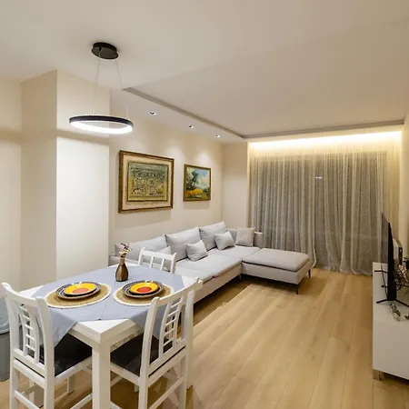 Luxury Center Observatori Apartment *