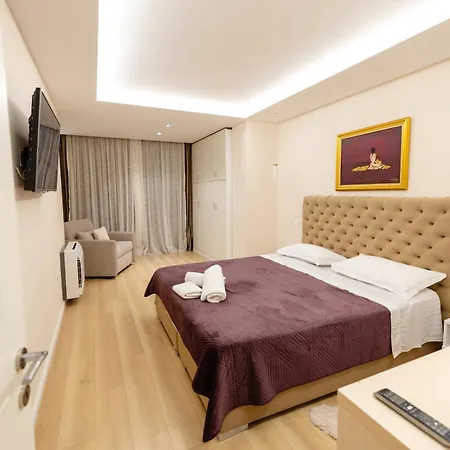 Luxury Center Observatori Apartamento Tirana